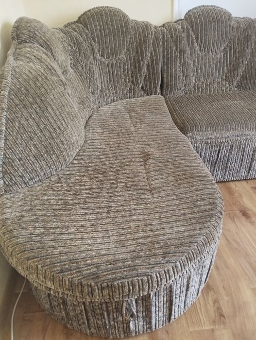 Кут в гостину.Можна як спальний на два місця.