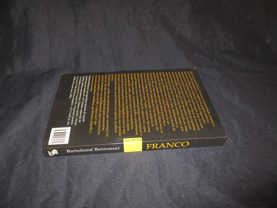 Livro Franco Bartolomé Bennassar Século XXI