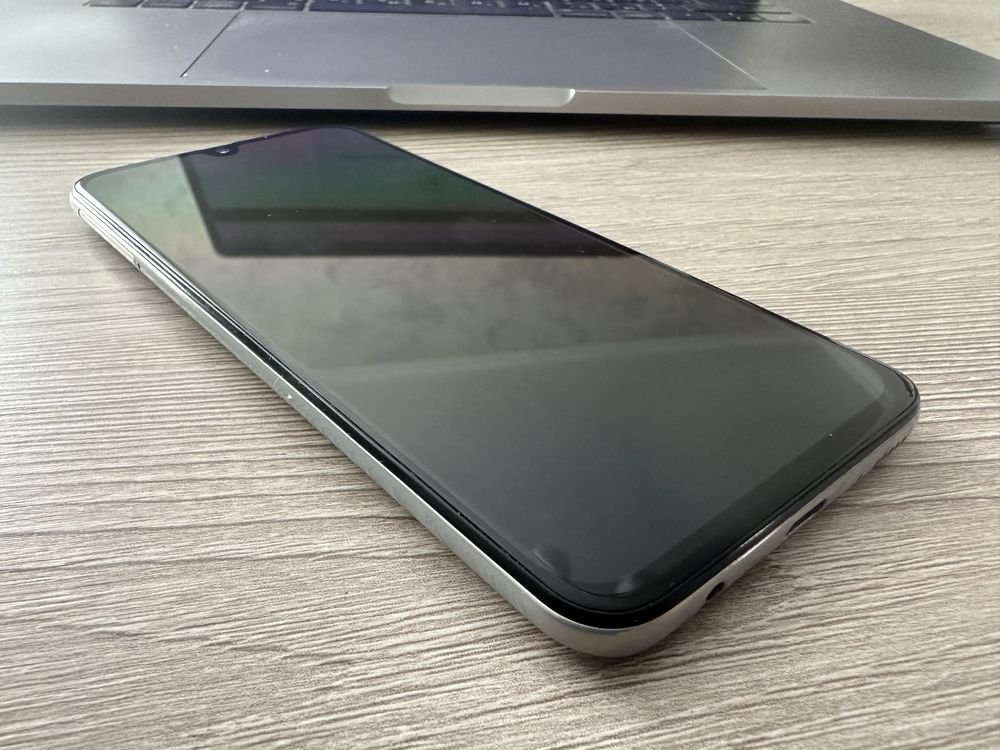 Смартфон Samsung Galaxy A40 Білий 64гб NFC Ідеальний стан