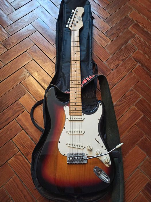 Guitarra Custom Build Stratocaster style