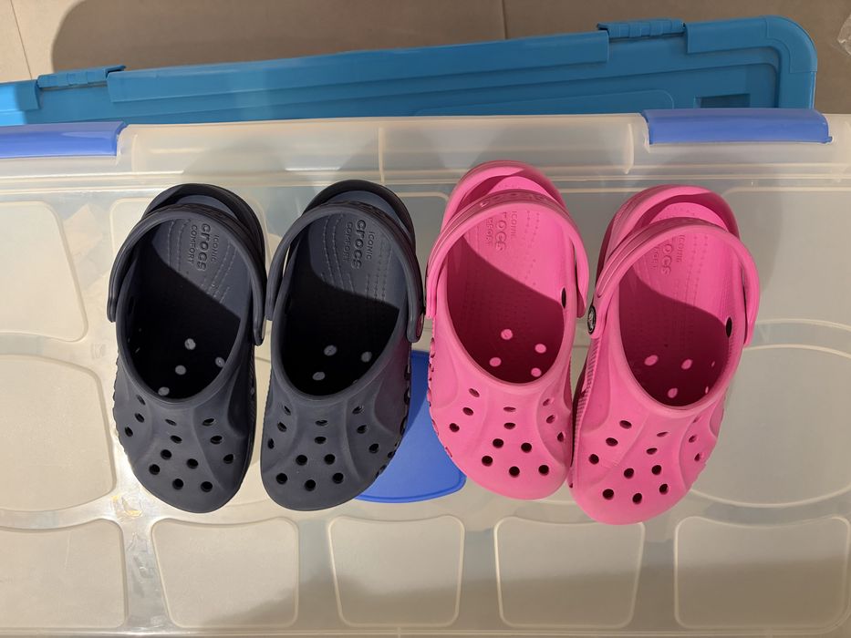 Crocs azul e rosa 13C