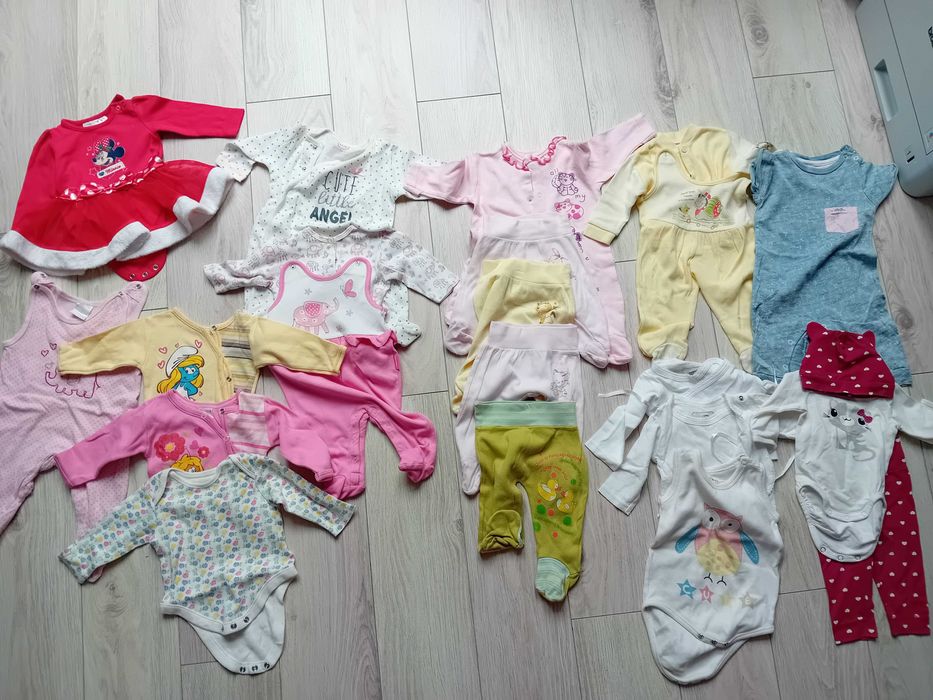 sprzedam ubranka dla dziewczynki w rozmairze 56