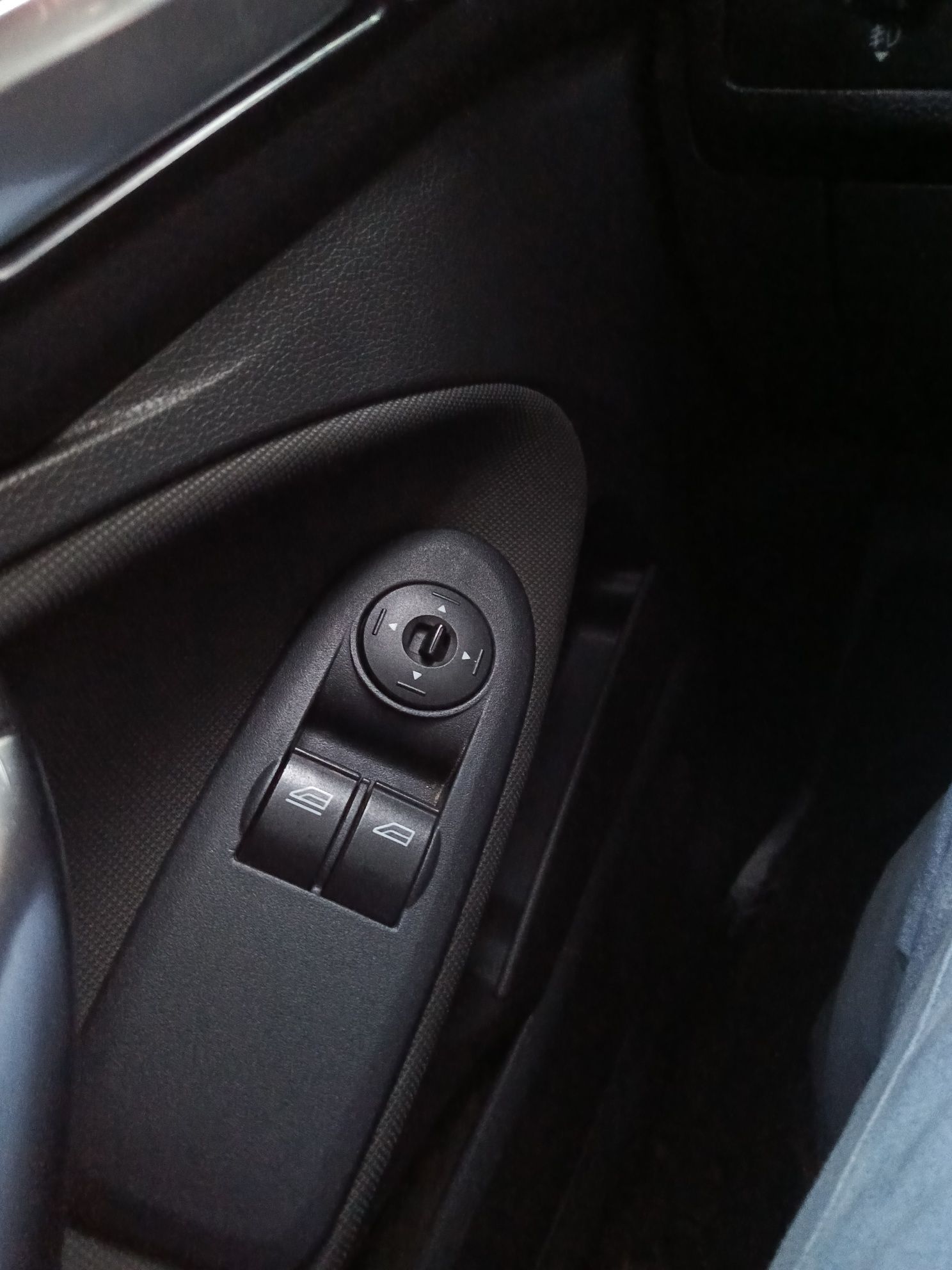 Продам Ford C-max