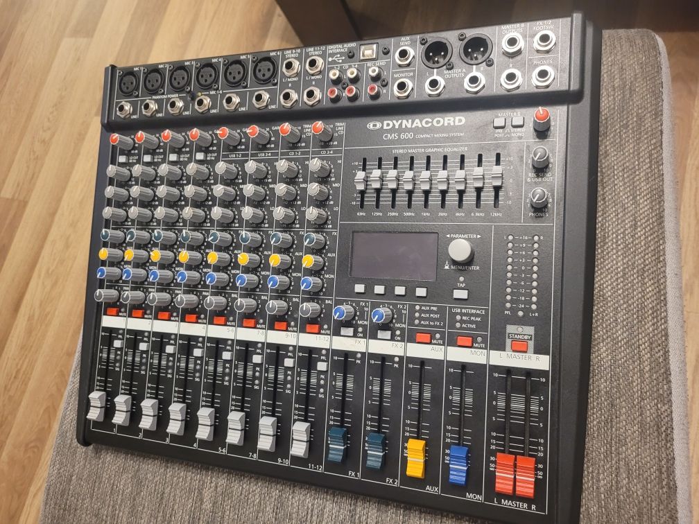 Dynacord cms600 - 3  MIKSER z fx