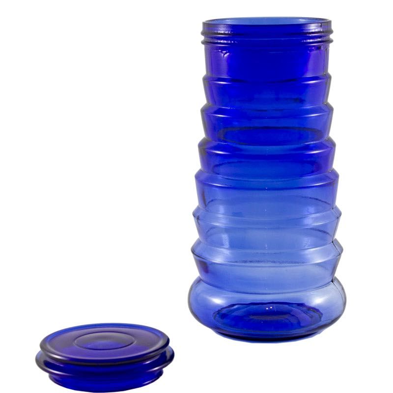 Wysokie szklane naczynie z niebieskiego szkła