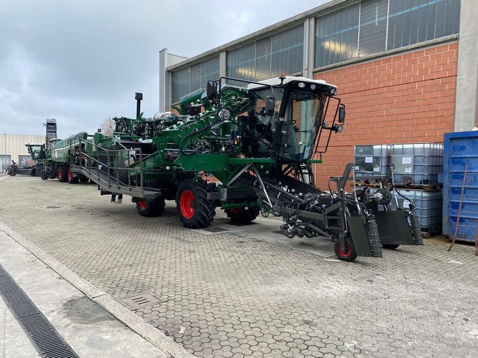 Kombajn do pomidorów SANDEI THR 850 S