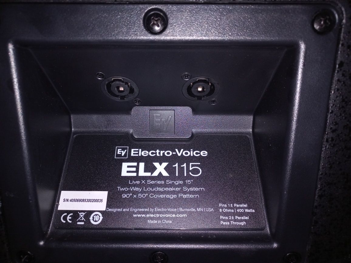 Pá Electro Voice 2 x ELX 115 + 1 x TX 1181