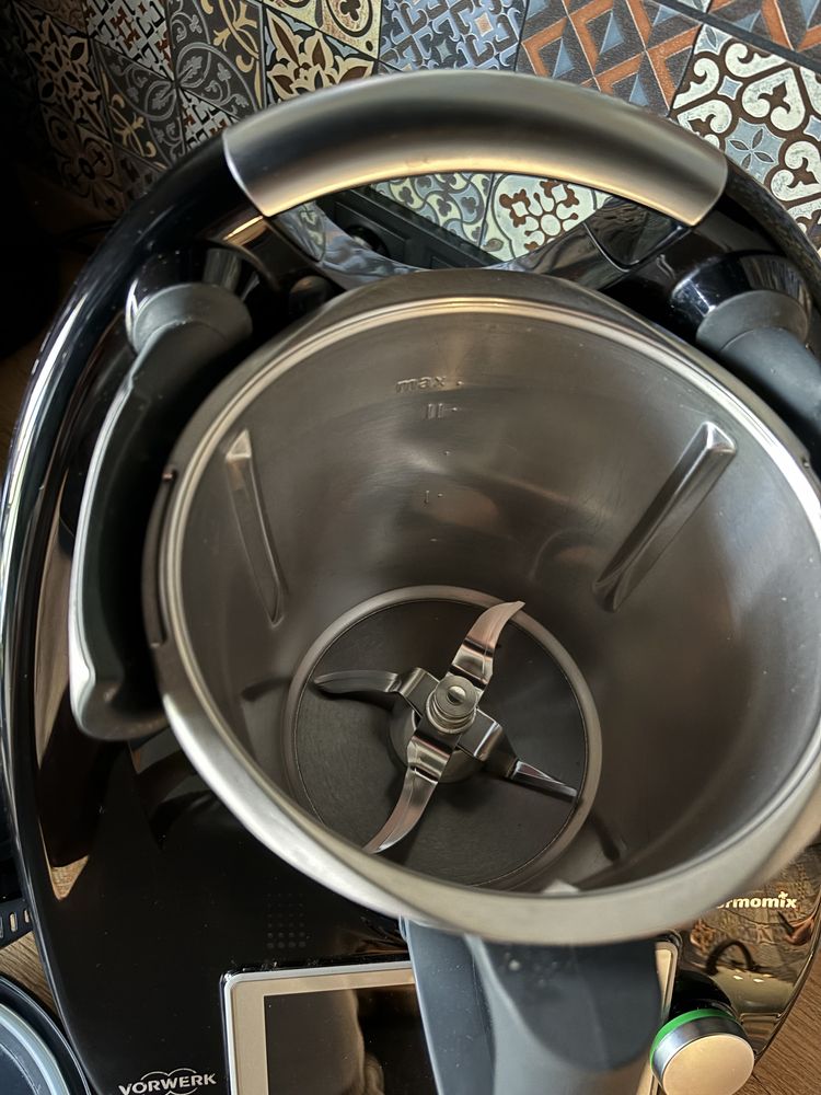Thermomix czarny