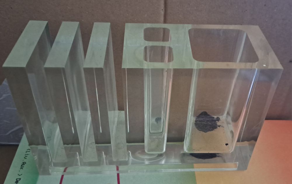 Porta canetas para secretária