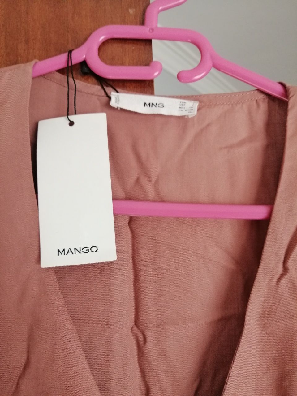 Vestido mango com etiqueta