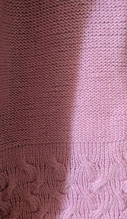 Теплий светр, ручна робота