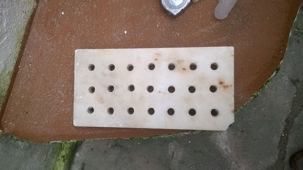 Fechos para portas, dobradiças , mosaicos e tampa gás