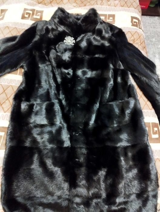 Одяг жіночий. Розмір 48