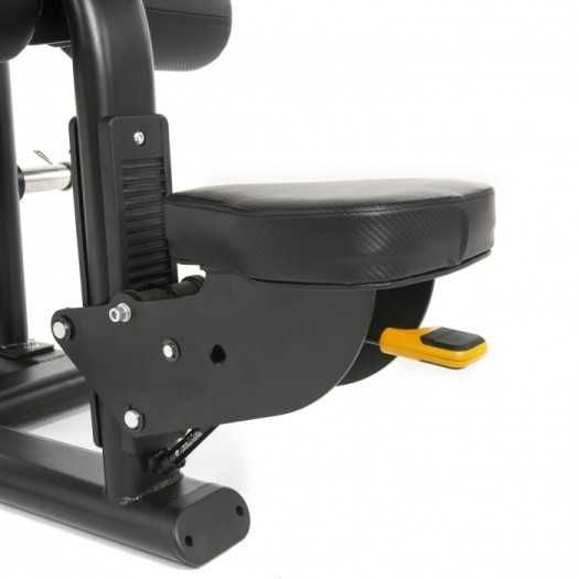 Maszyna na wolny ciężar do ćwiczeń mięśni tricepsów