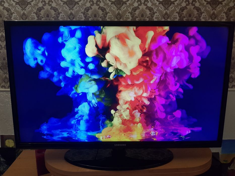 Телевизор samsung ue32fh4003 32 дюйма. Как новый