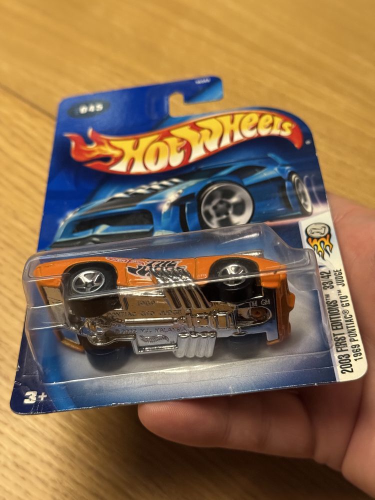 Hot Wheels 1969 Pontiac GTO Judge 2003 First editions Muscle Car!