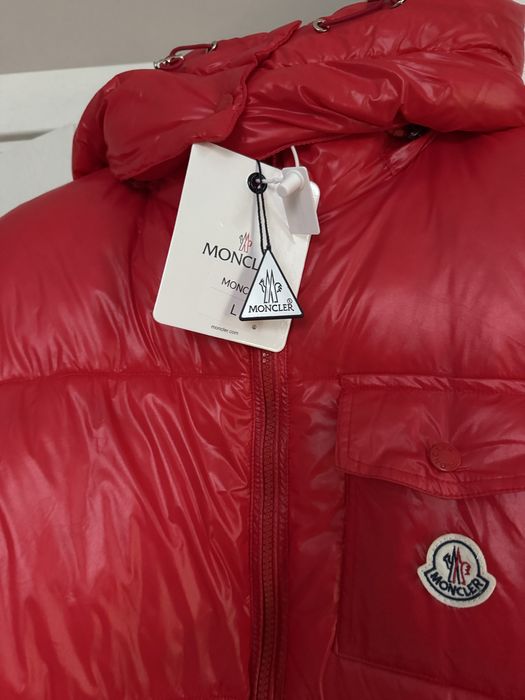 Стильна куртка монклер moncler