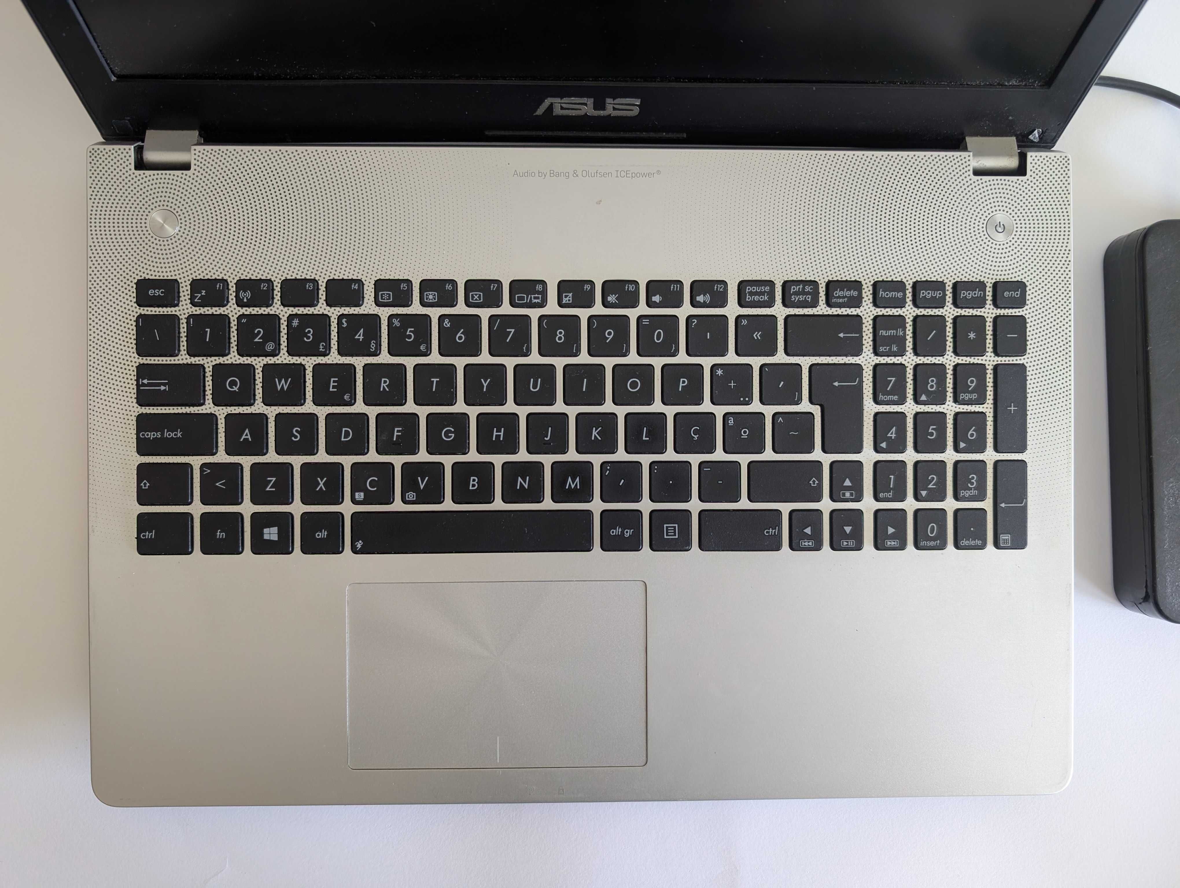 ASUS N56VZ i7 15.6" NVIDIA GT650M 8Gb RAM (avariado)