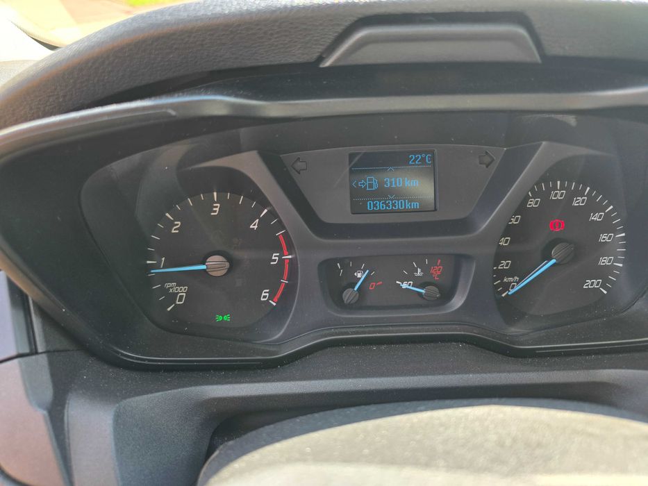 Ford Transit 2019r Laweta