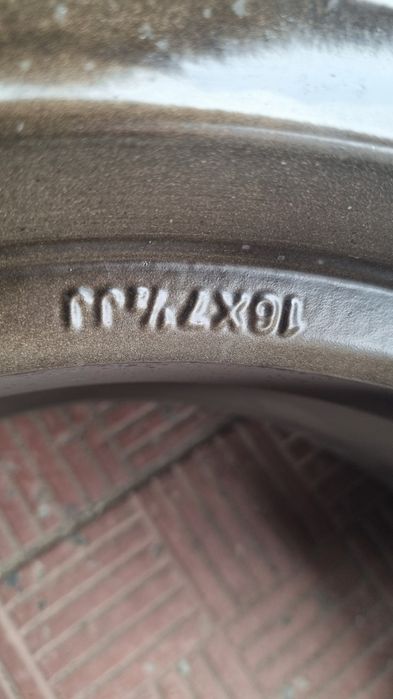 диски 16 5/114.3 Toyota Lexus Honda Kia Hyundai Nissan Mitsubishi Rena