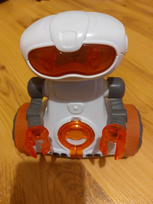 Robot MIO Clemontini