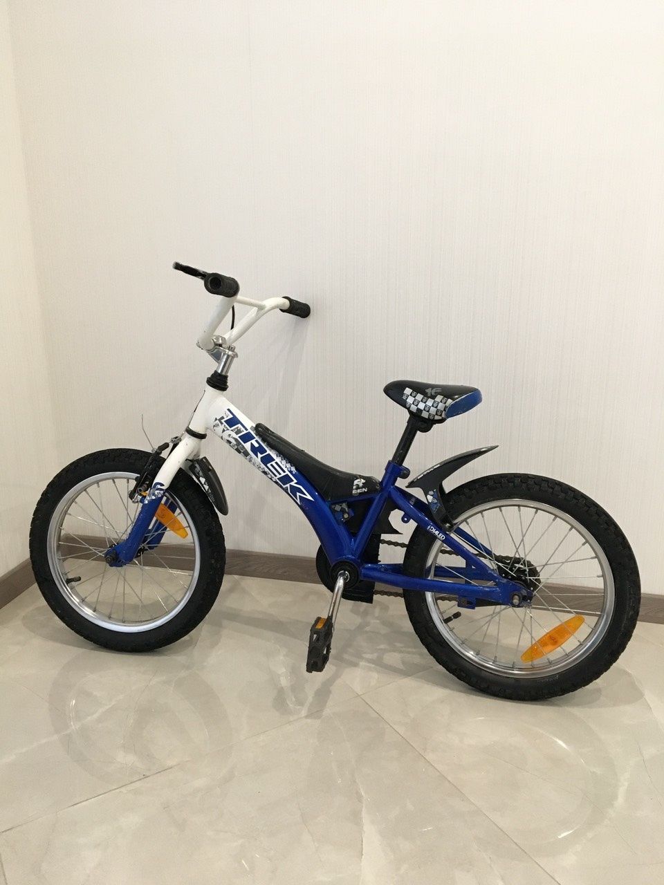 Велосипед"Тrek" для ребенка 3-6лет
