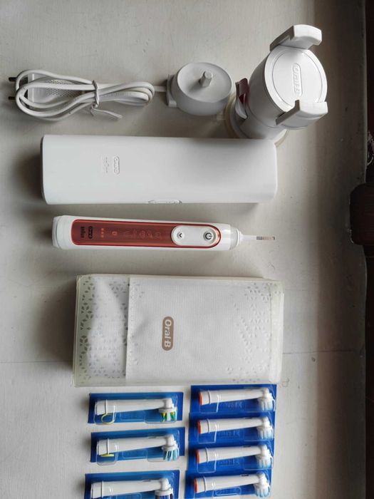 Oral-B Genius 9300 Rose Gold