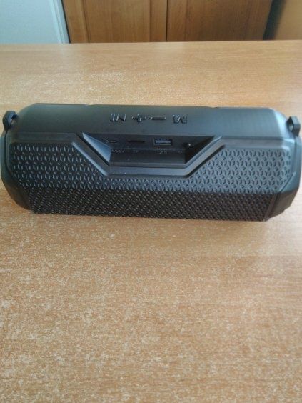 Głośnik bluetooth przenośny z radiem
