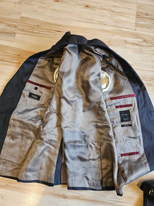 Męski garnitur VISTULA