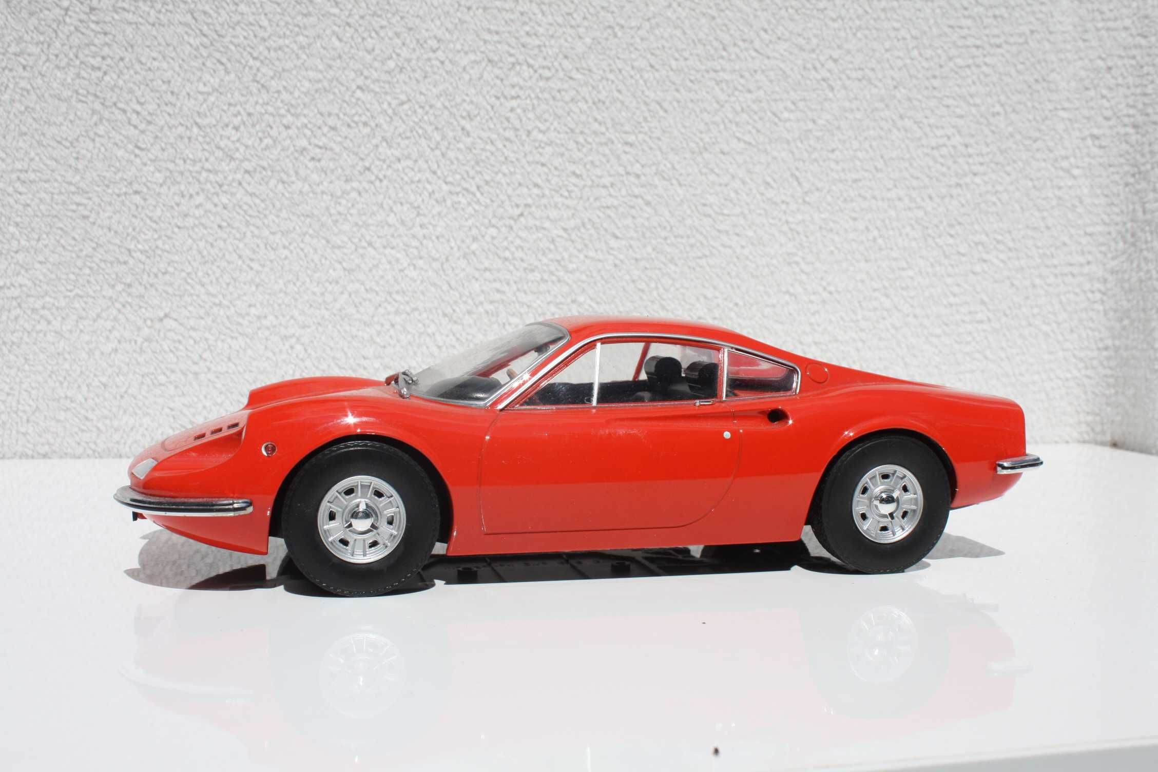 Ferrari Dino 246 Gt (1969) 1:18