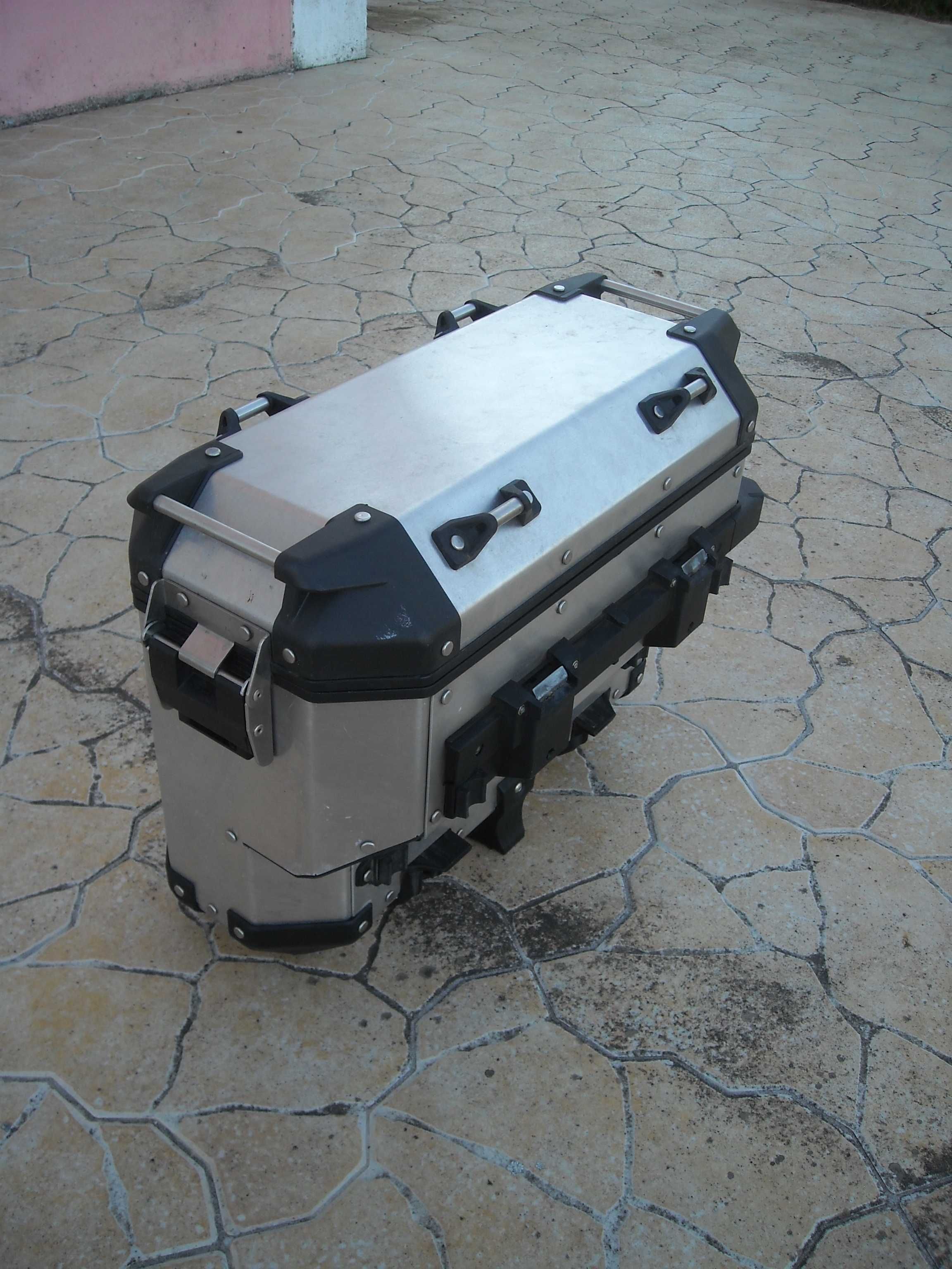 Honda AfricaTwin 1100 Malão Lado Direito