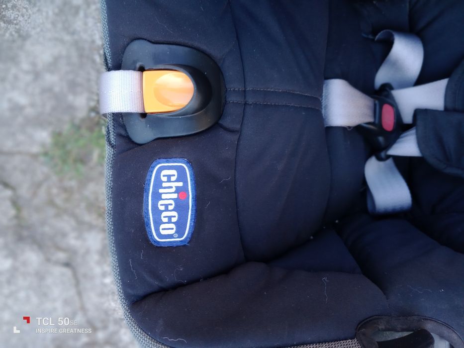 Cadeira ovo da Chicco em bom estado.