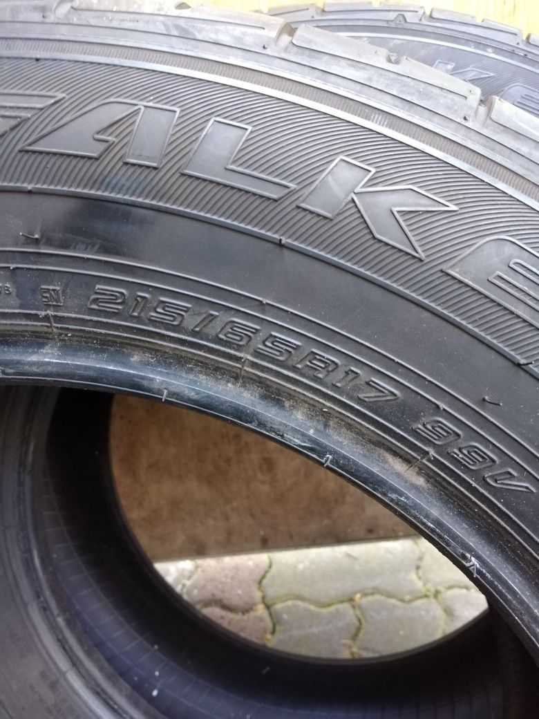 Шини літні 215/65 R17