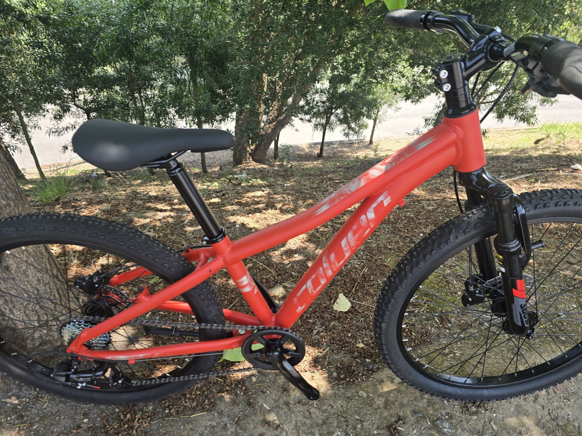 Bicicleta de crianca roda 24 nova