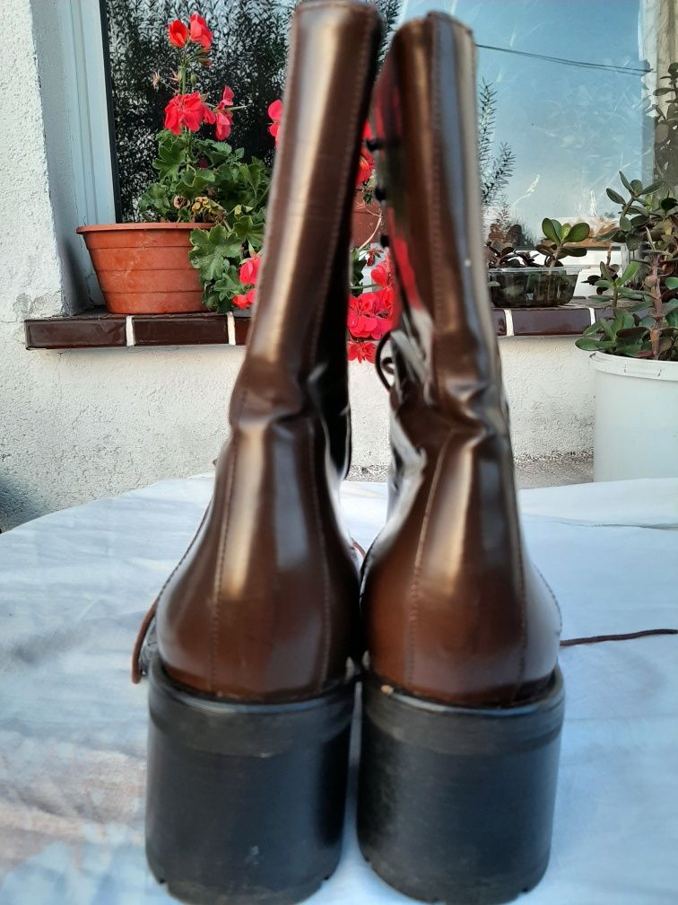 buty damskie brązowe, lakierki, za kostkę