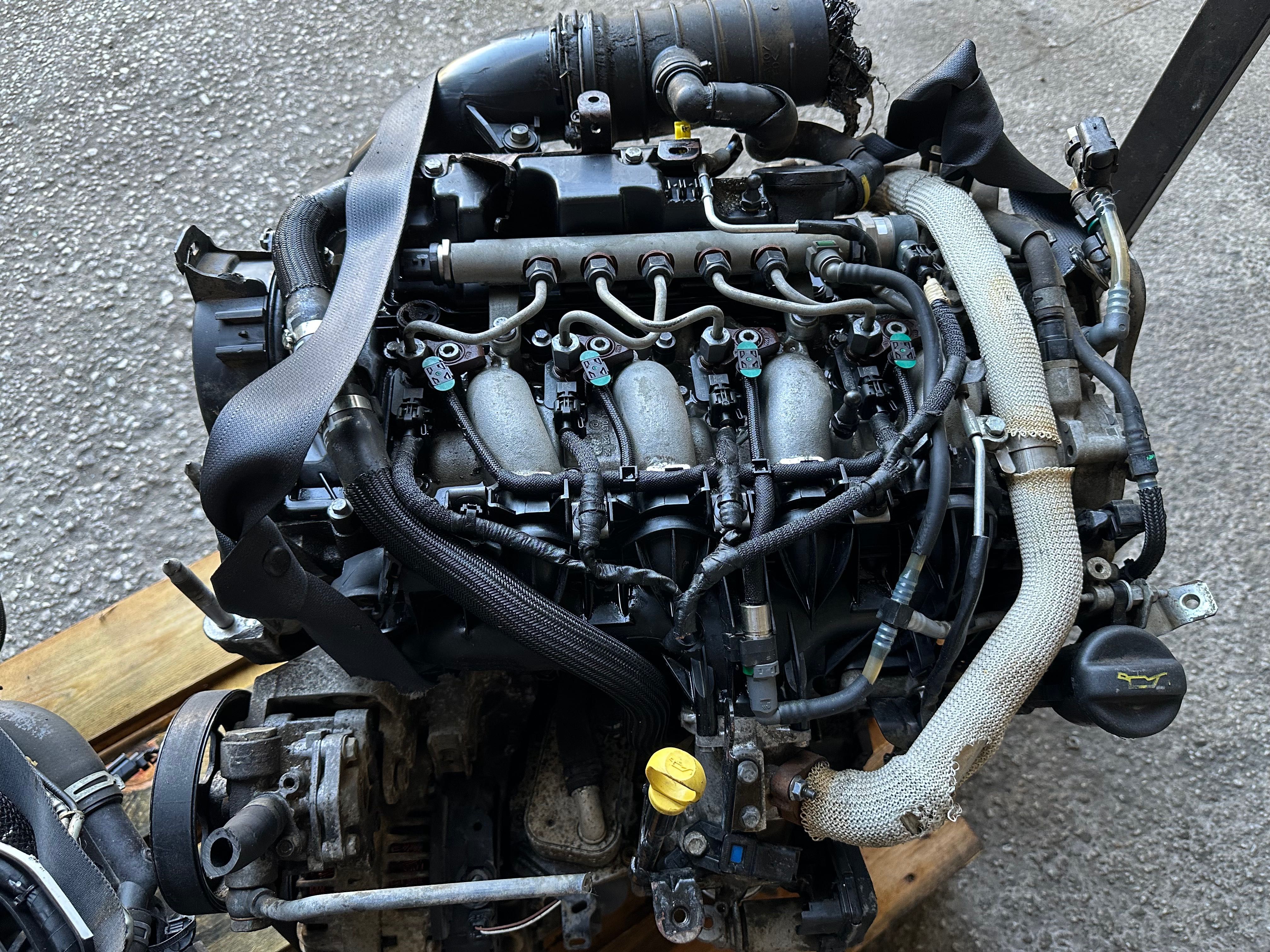 Motor Completo 10DZ69 PSA 4HN PEUGEOT 4007 CITROEN C-CROSSER 2.2 HDI