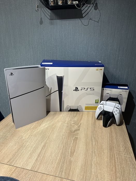 PS 5 Slim 1 TB(na gwarancję)