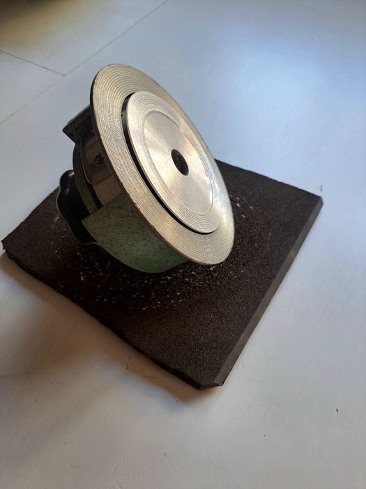 Cortador circular para gramatura de tecidos