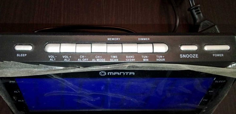 Rádio-despertador Manta CLK9016