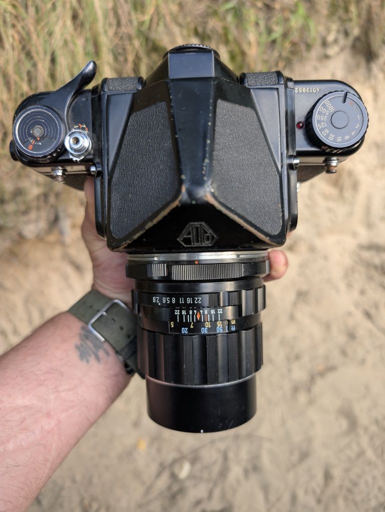 Pentax 67, зі свілосильним портретником.