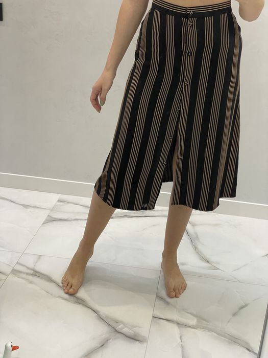 Спідниця міді h&m