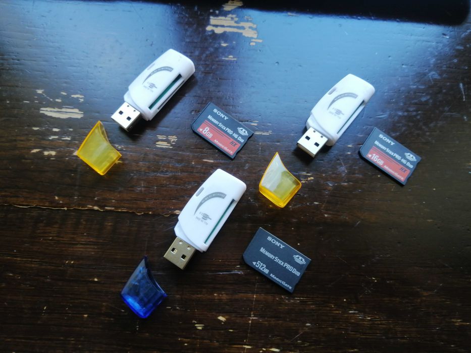 Sony Memory Stick PRODuo 16 8Гб 512Mb до PSP фото відео + картрідерUSB