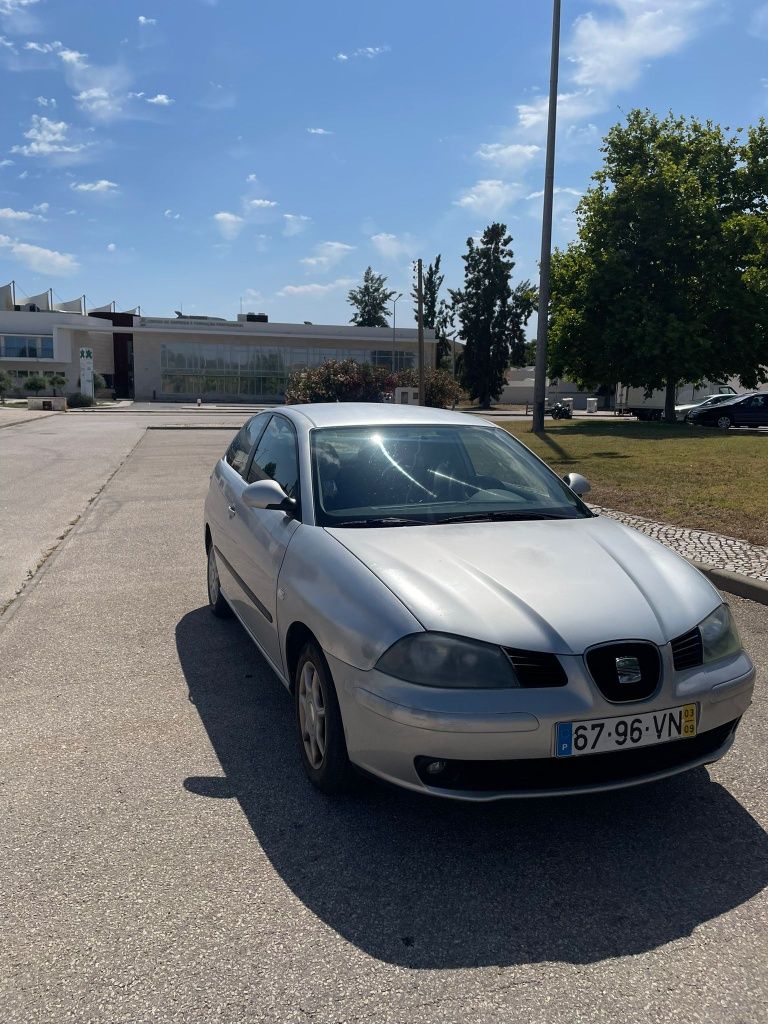 Seat ibiza 2003.