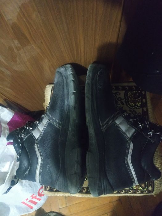 Рабочие ботинки 46 размер