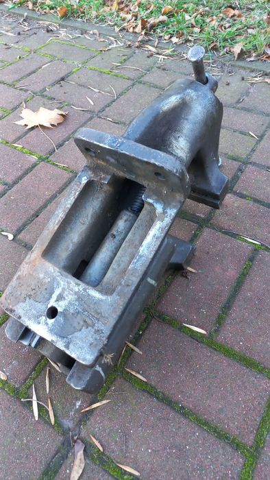 Imadło ślusarskie 100mm