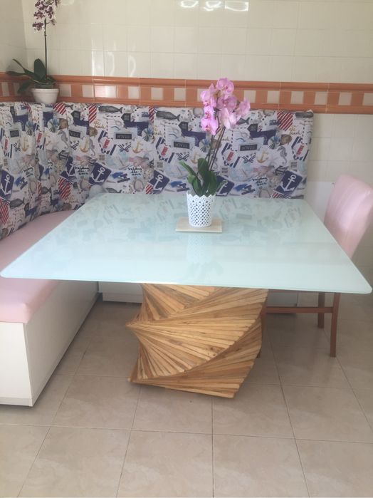 Mesa de vidro quadrado