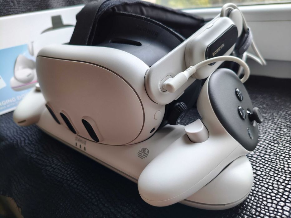 AMVR  Magnetic Charging Dock For Meta Quest 3 Зарядна Док- станція