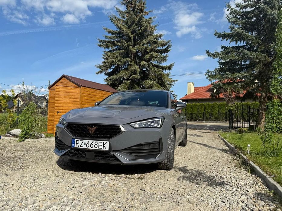 Cupra Leon Stan idealny, serwis ASO, zadbany, gratis koła zimowe