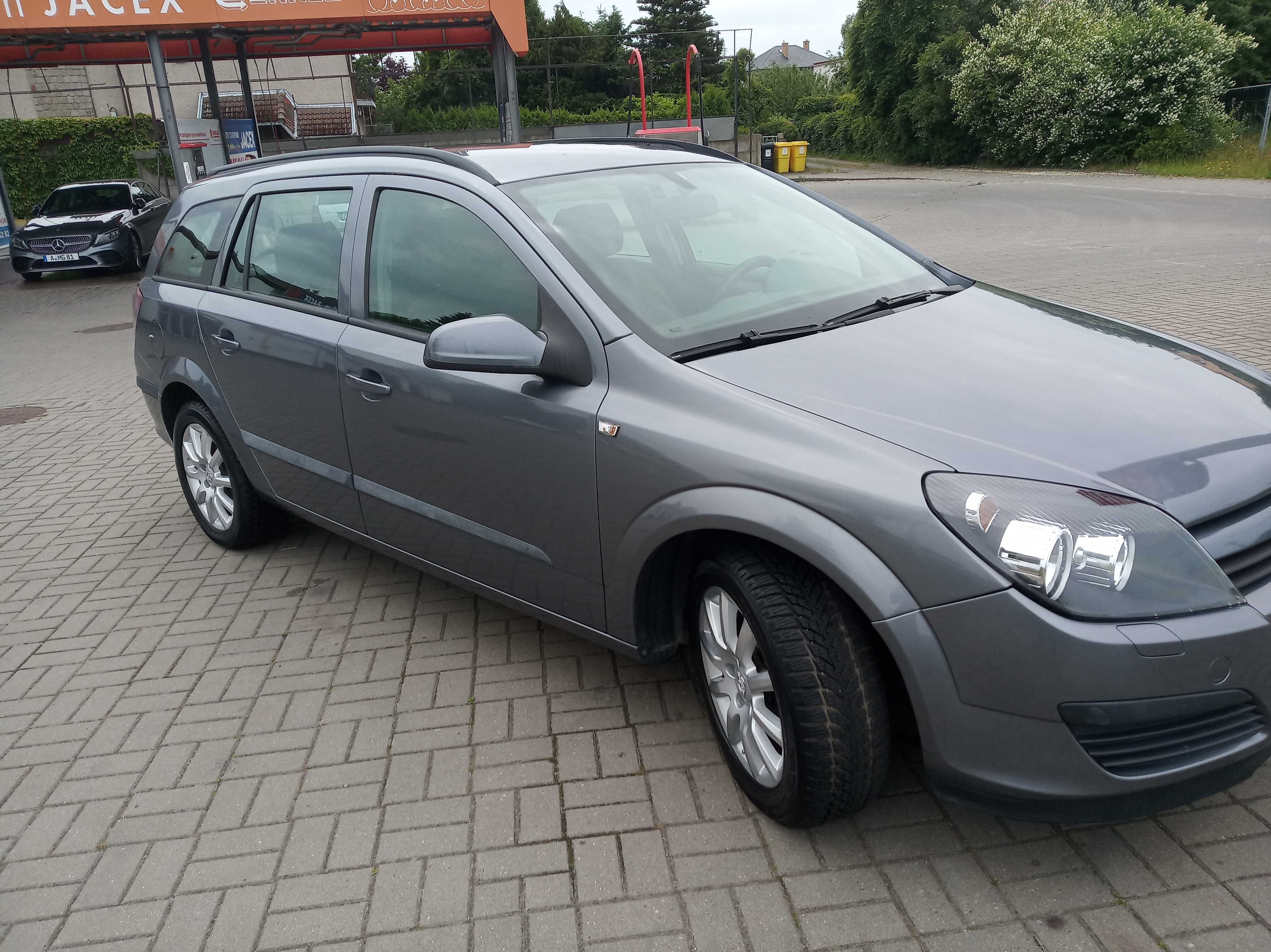 Sprzedam Opel Astre.2006r.1.6.TWINPORT.