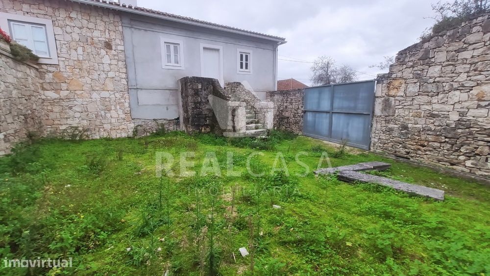 Moradia perto de Fátima com vista para a serra!